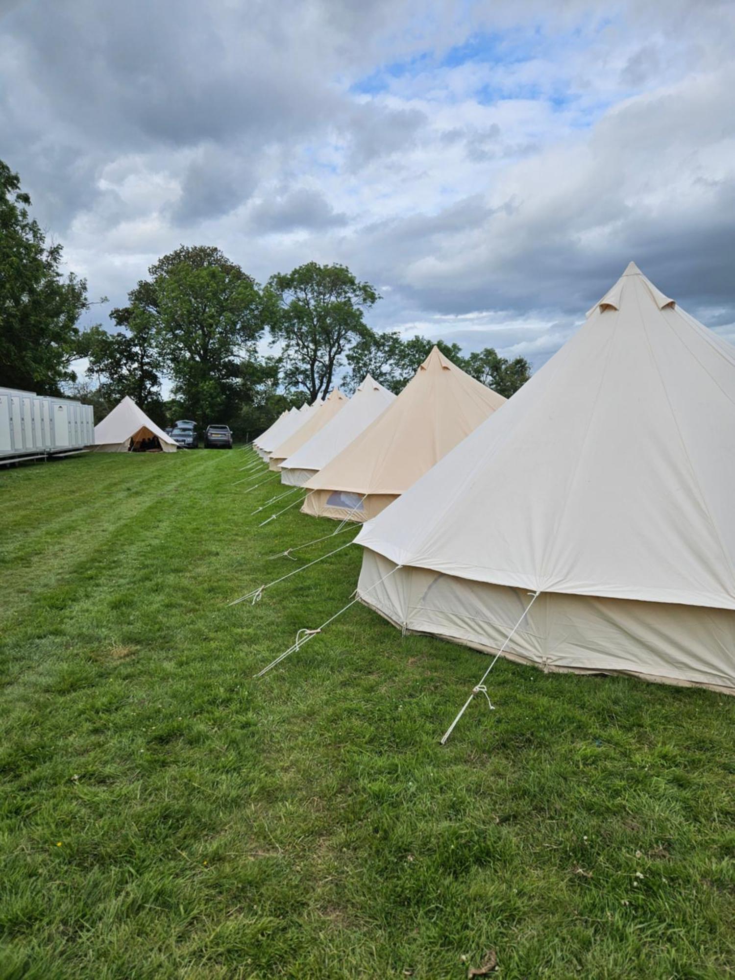 Suitehuts @ Silverstone Exterior photo