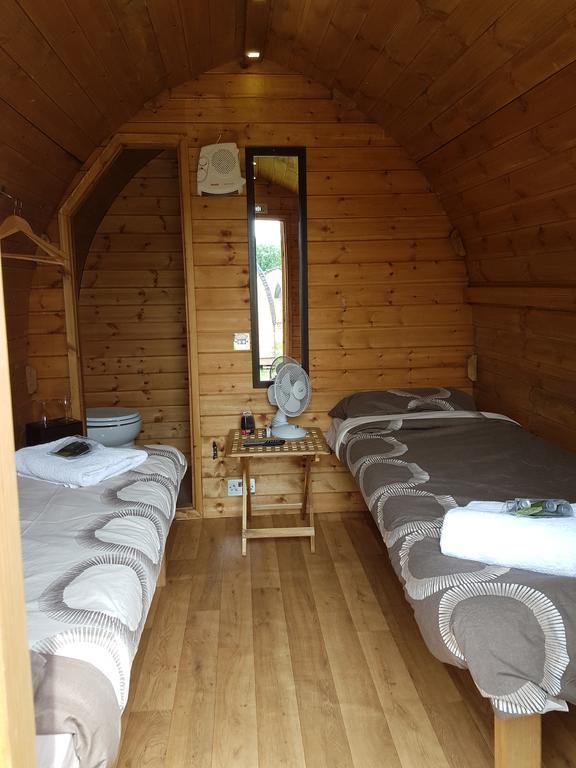 Suitehuts @ Silverstone Exterior photo